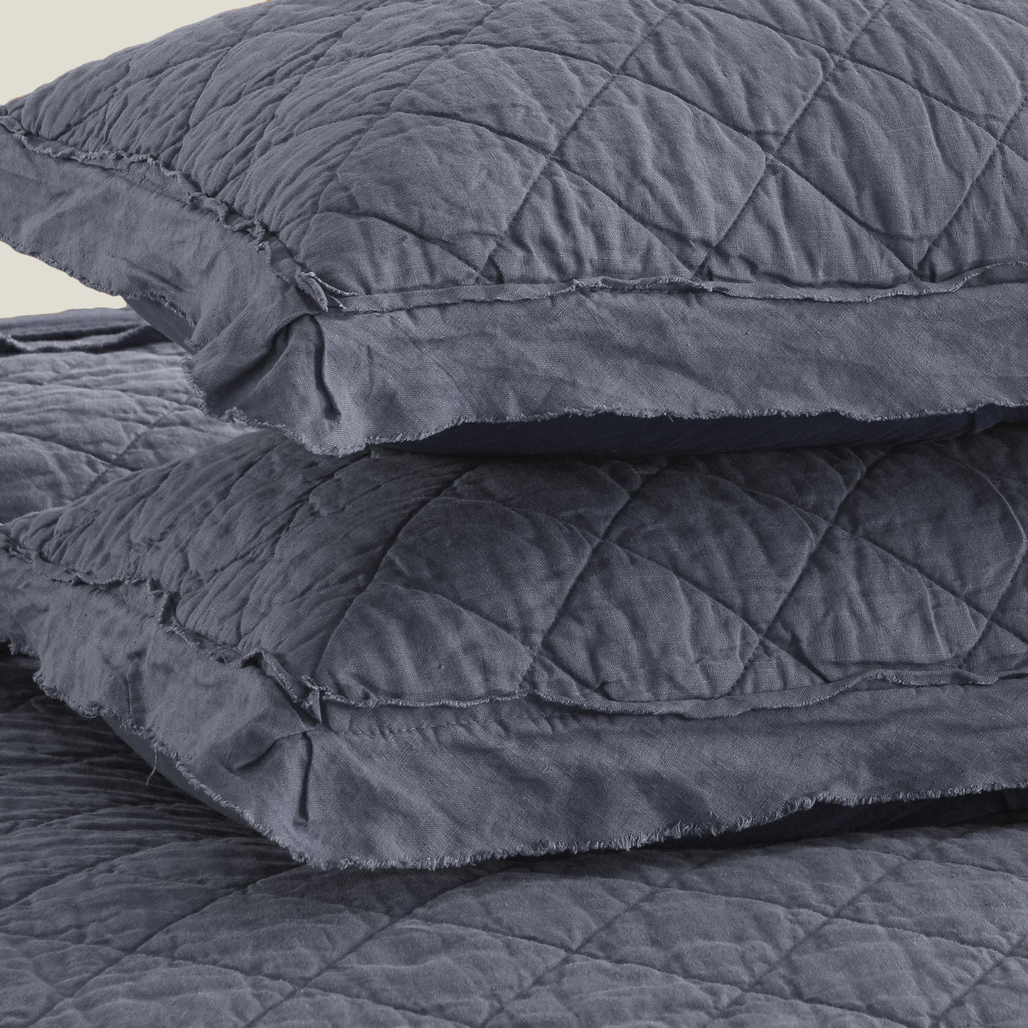 Washed Linen Quilt with Trim