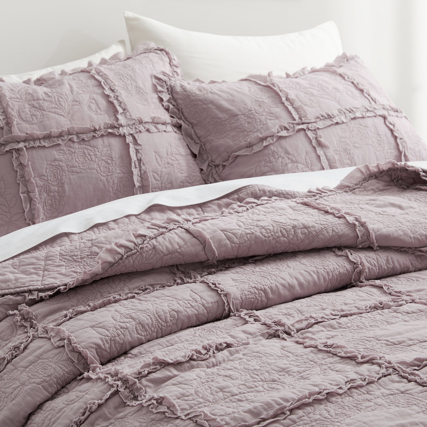 100% Cotton Heritage Ruffle Grid Shabby Chic Quilt