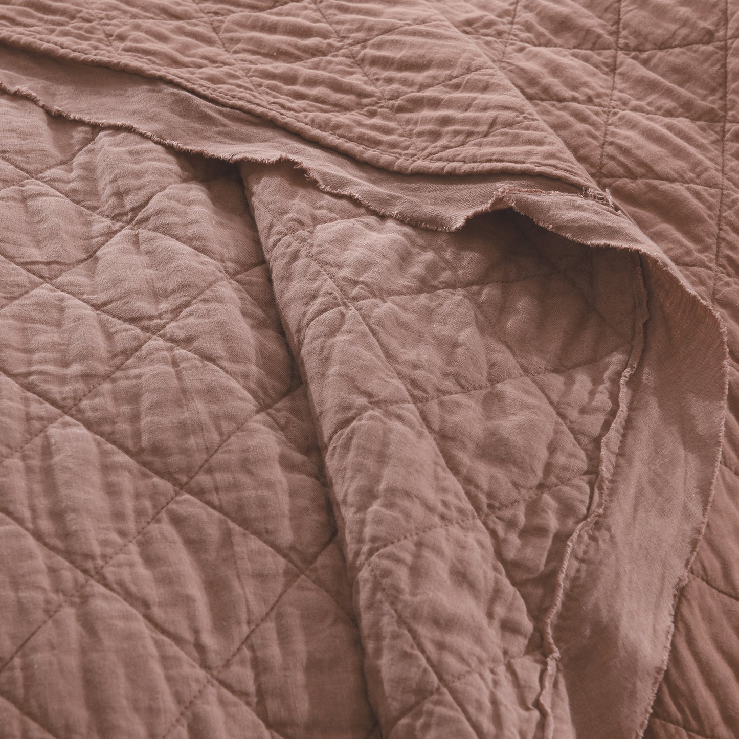 Washed Linen Quilt with Trim