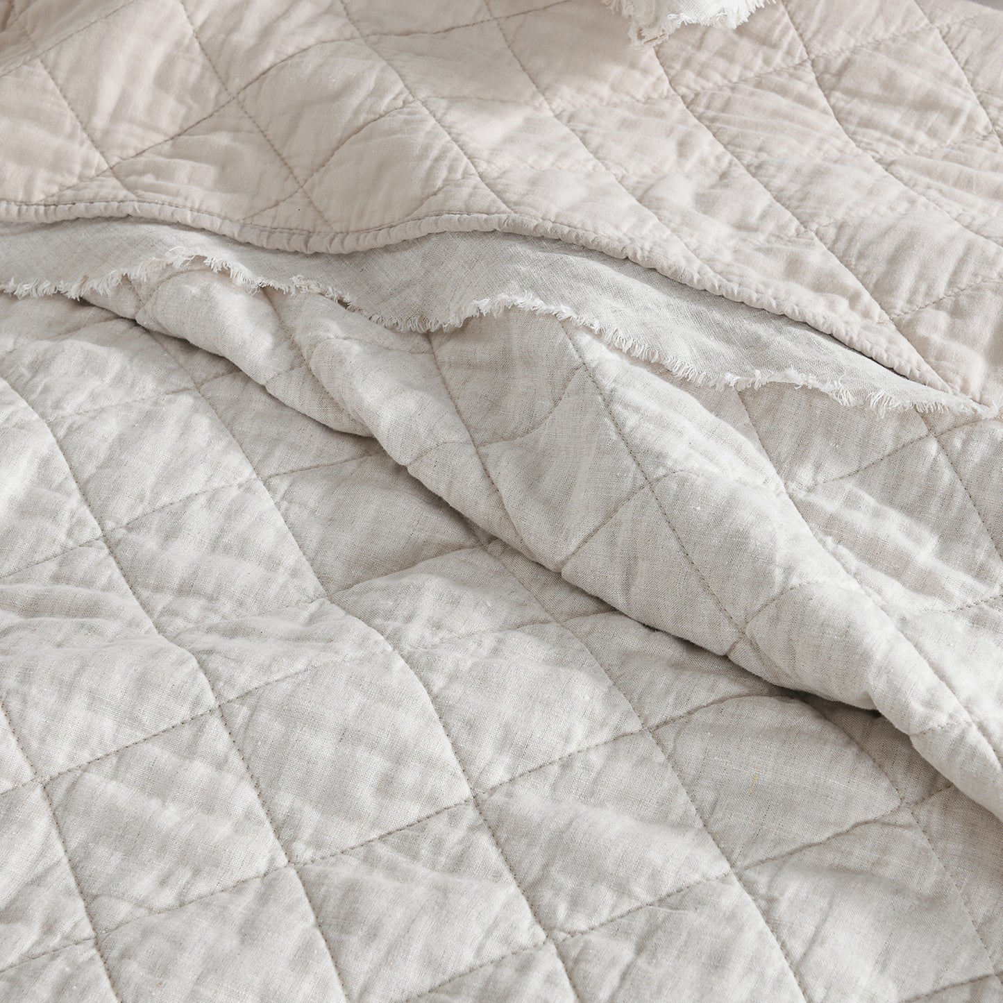 Washed Linen Quilt with Trim