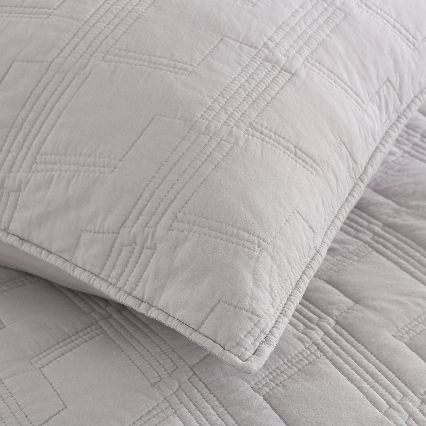 Geometric Cotton Quilt Sets