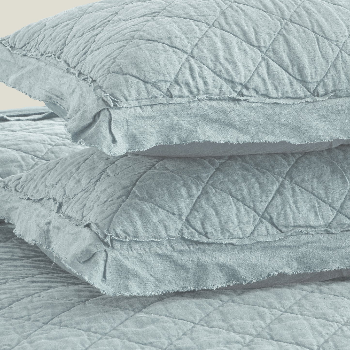 Washed Linen Quilt with Trim