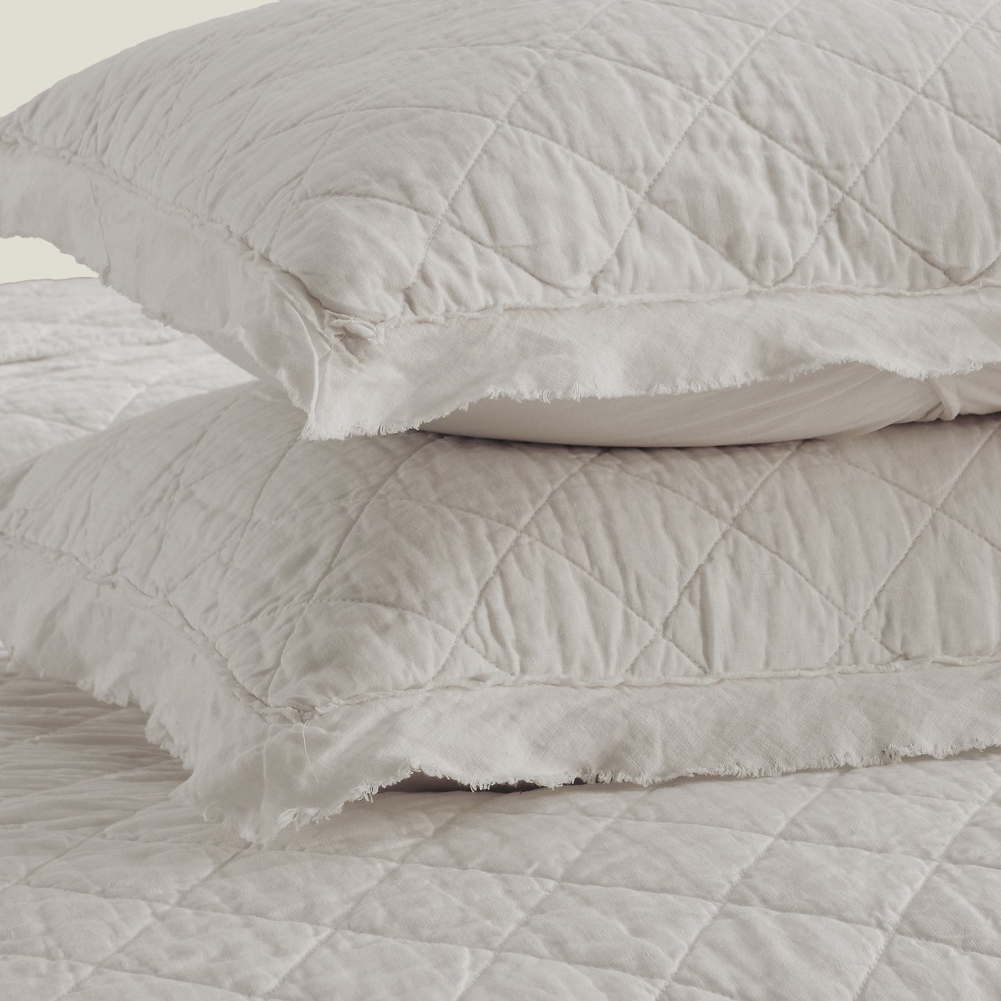 Washed Linen Quilt with Trim