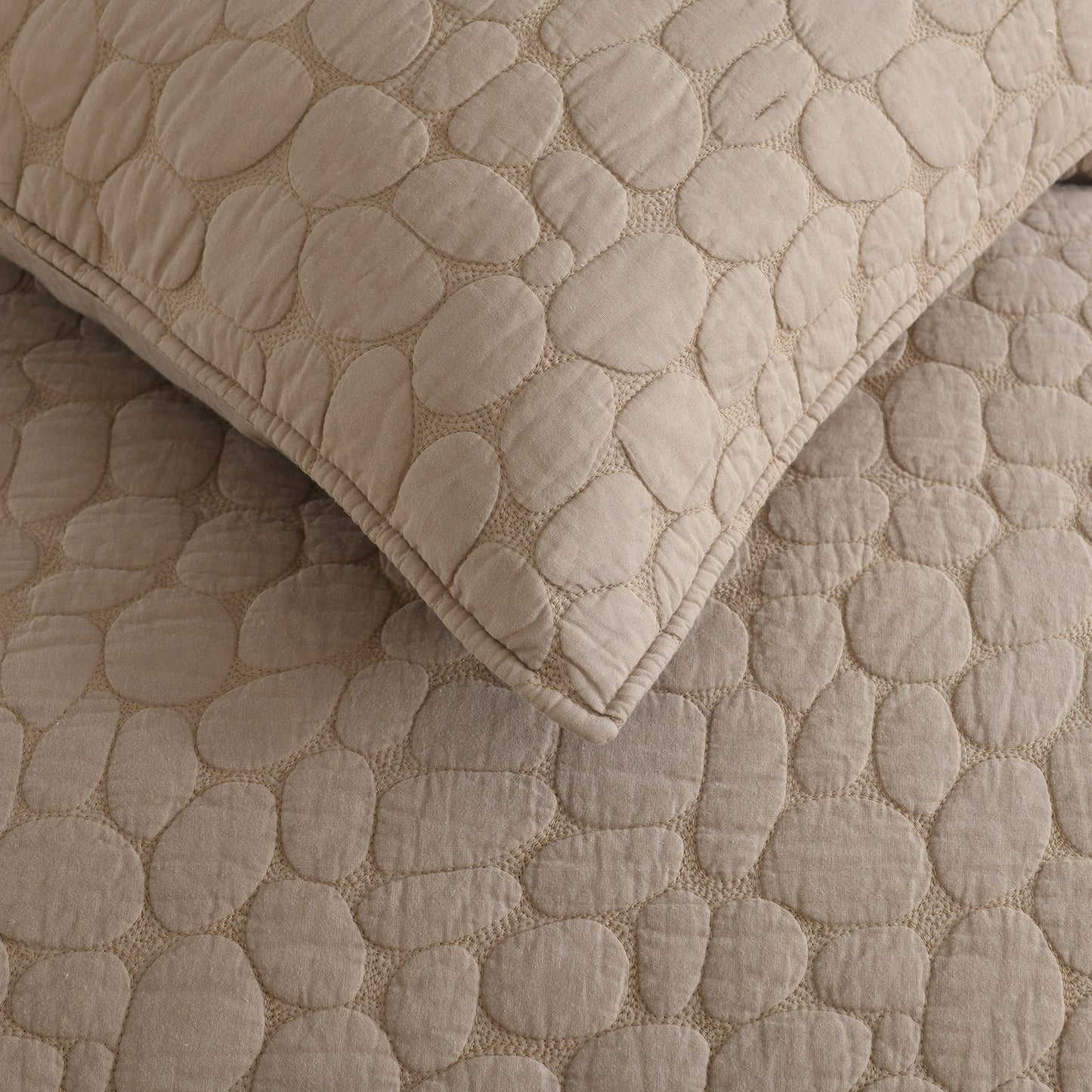 Cobblestone Reversible Cotton Quilt Set