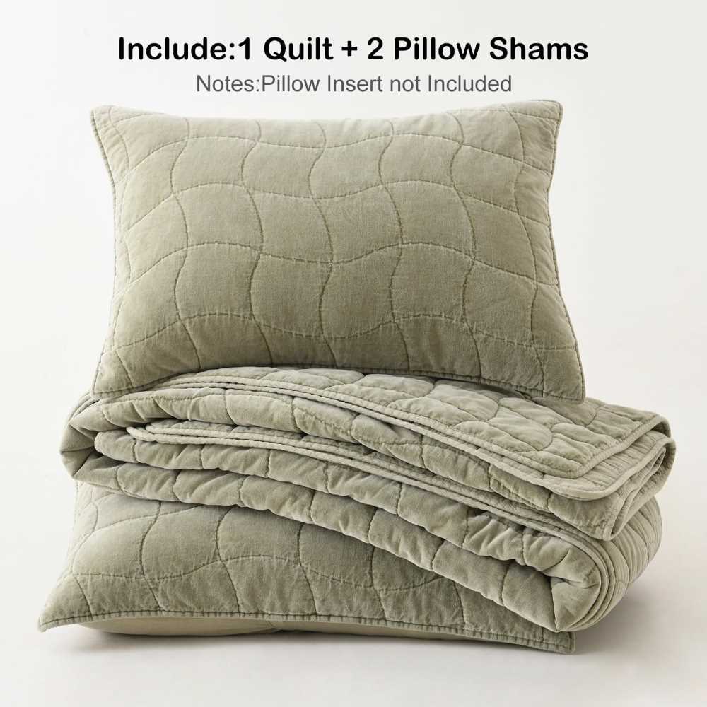 Velvet Cotton Cloud Quilt