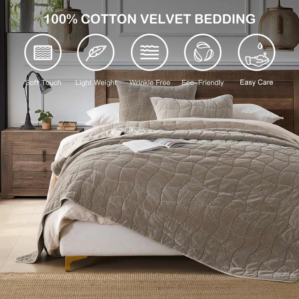 Velvet Cotton Cloud Quilt