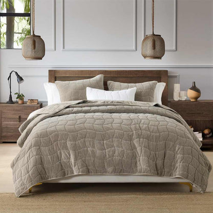 Velvet Cotton Cloud Quilt