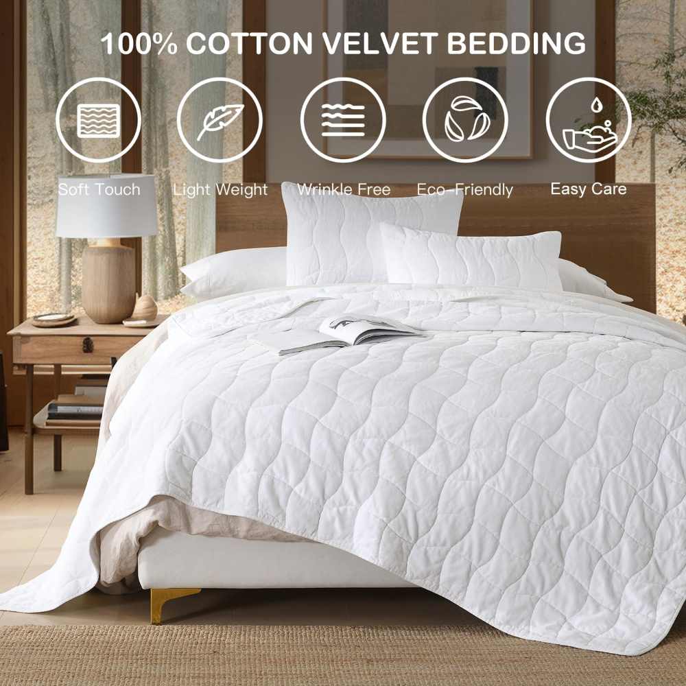 Velvet Cotton Cloud Quilt