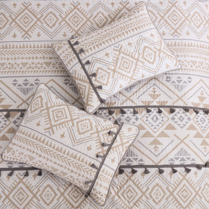 Boho Quilt Set with Tassle