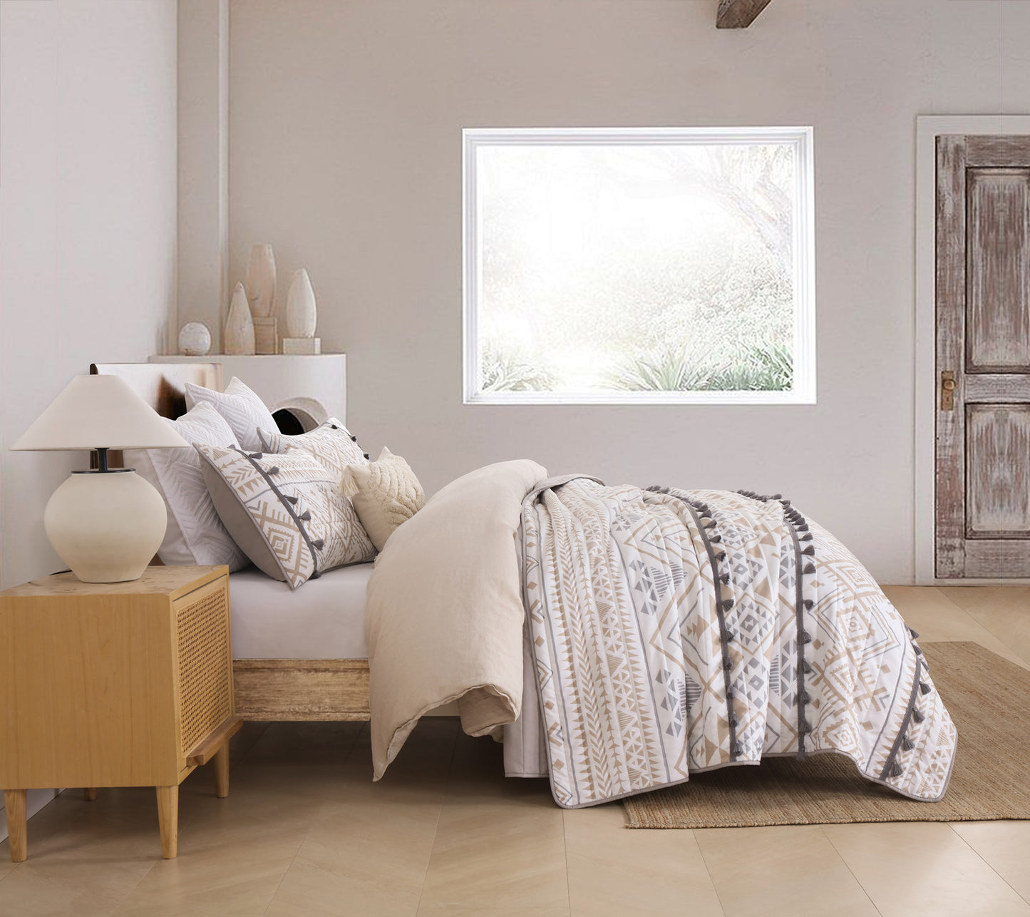 Boho Quilt Set with Tassle