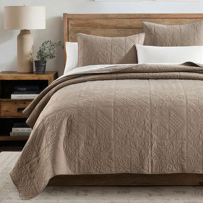 Quiet Haven Cotton Quilt  Set