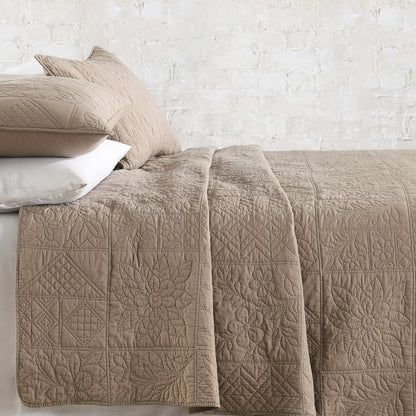 Quiet Haven Cotton Quilt  Set