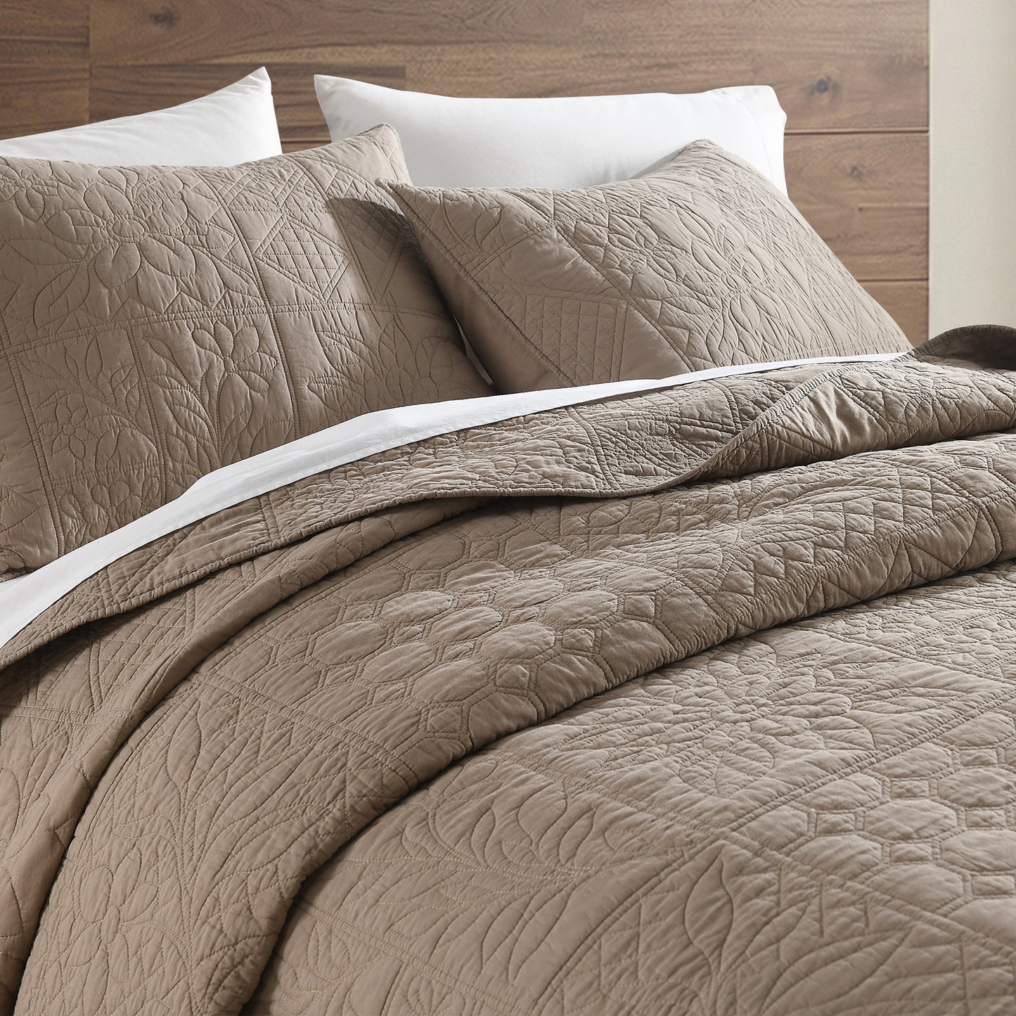 Quiet Haven Cotton Quilt  Set