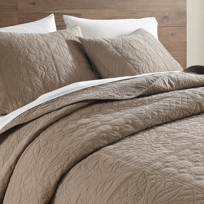 Quiet Haven Cotton Quilt  Set