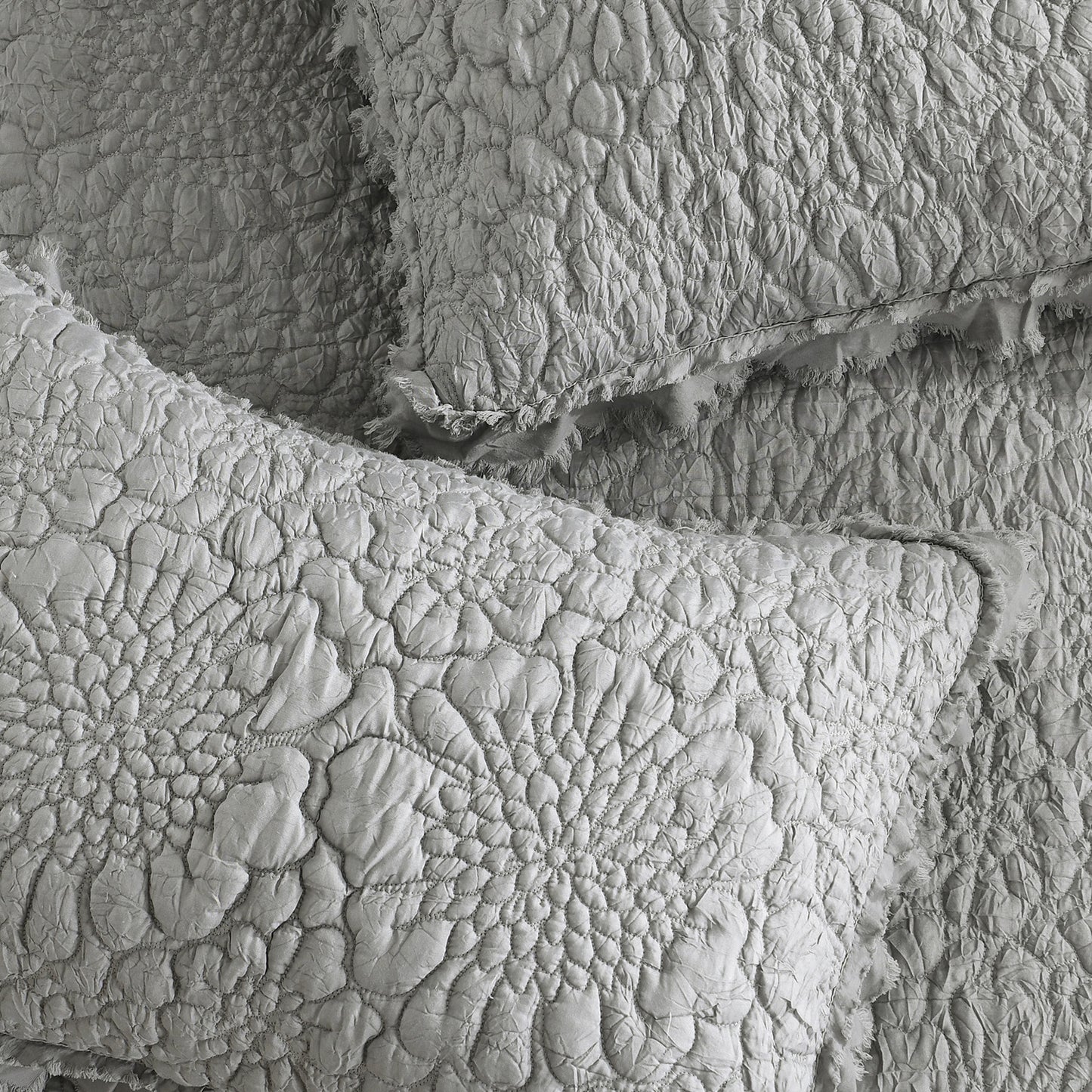 Stone Washed Floral Crinkle Microfiber Quilt Sets