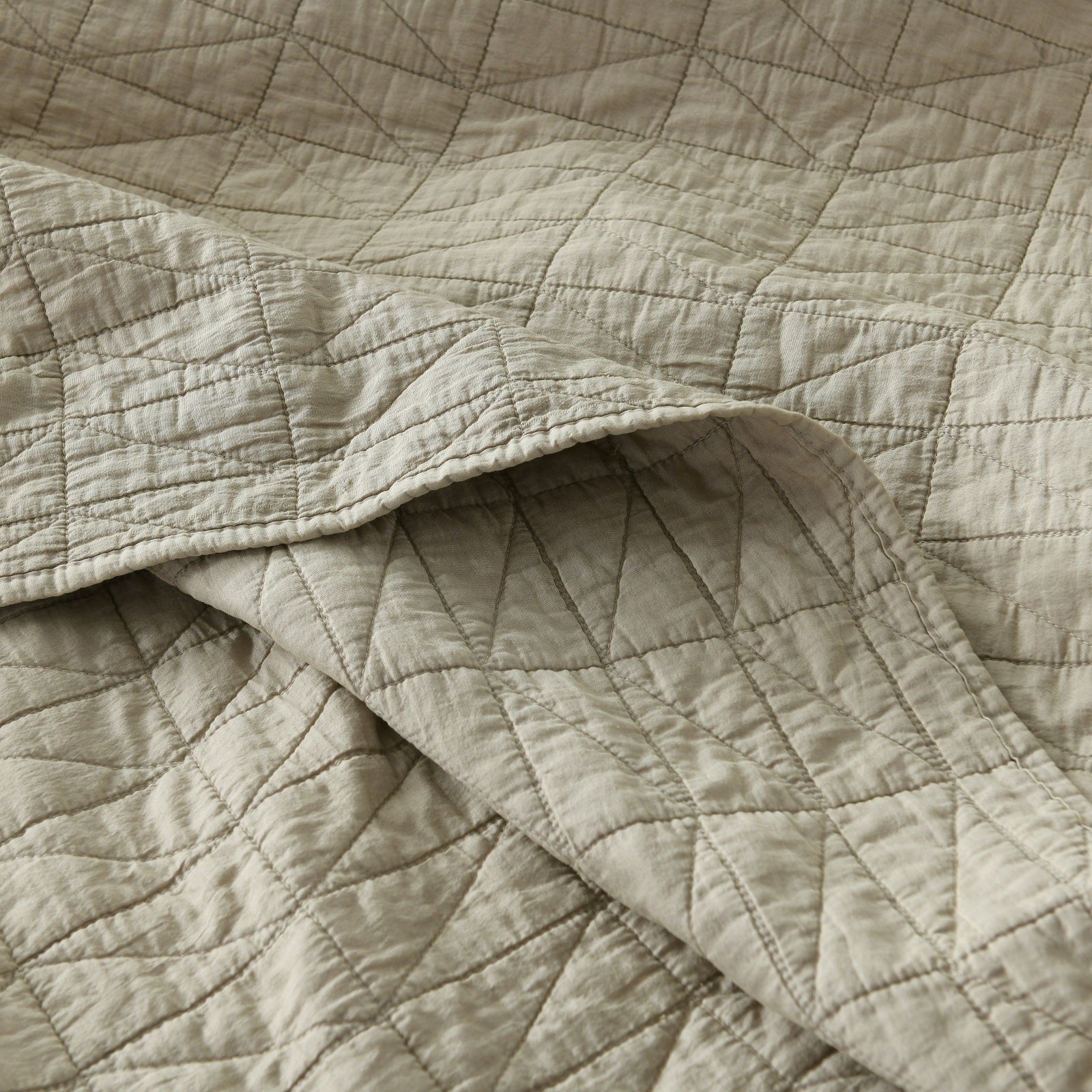 #color_beige
